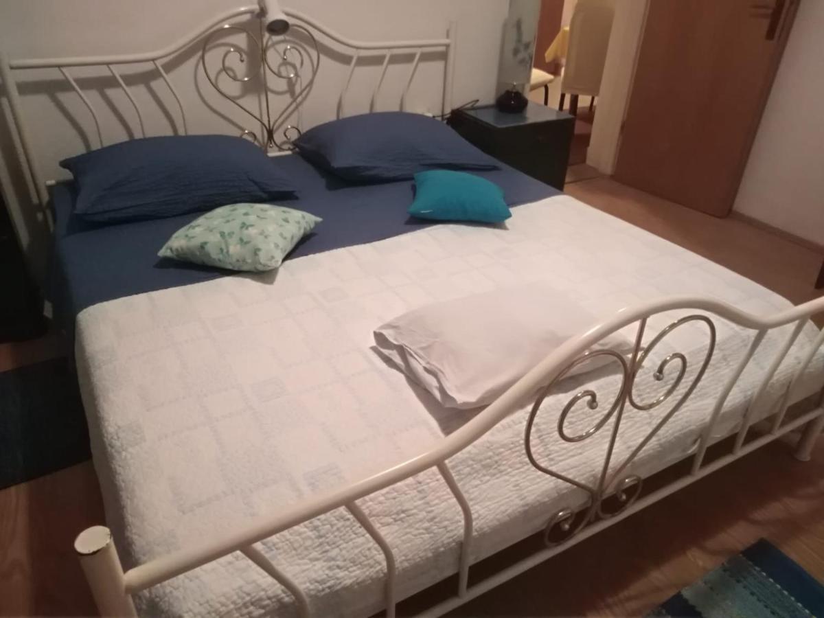 Apartmani Kunjasic Trstenik  Ngoại thất bức ảnh