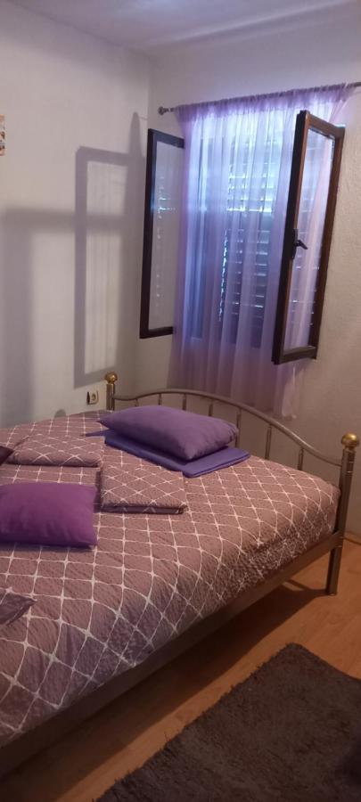 Apartmani Kunjasic Trstenik  Ngoại thất bức ảnh